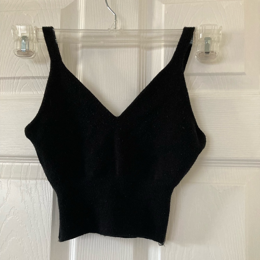 debut crop tank - Picture 2 of 7